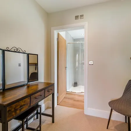 3 Bed In Oc-s40250 *